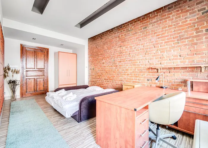 Traugutta 141 By Homeprime * Wroclaw